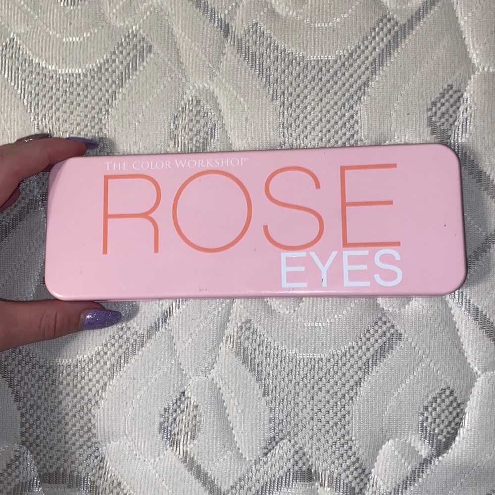 Eyeshadow Rose Eyes